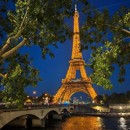 Tour Eiffel * باريس